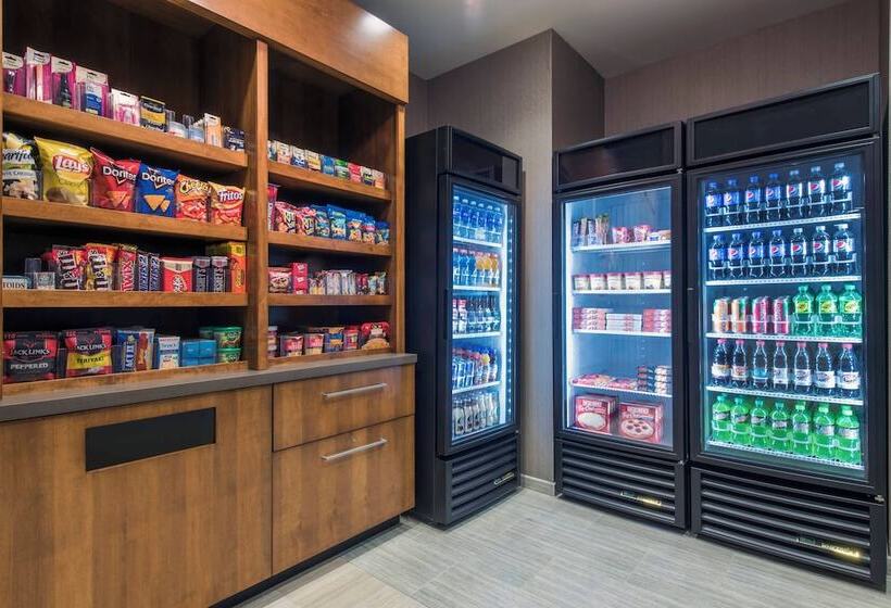 Отель Springhill Suites By Marriott Gallup