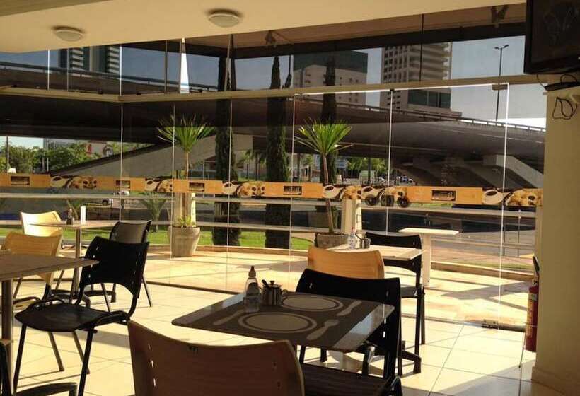 בית מלון כפרי Uberpalace