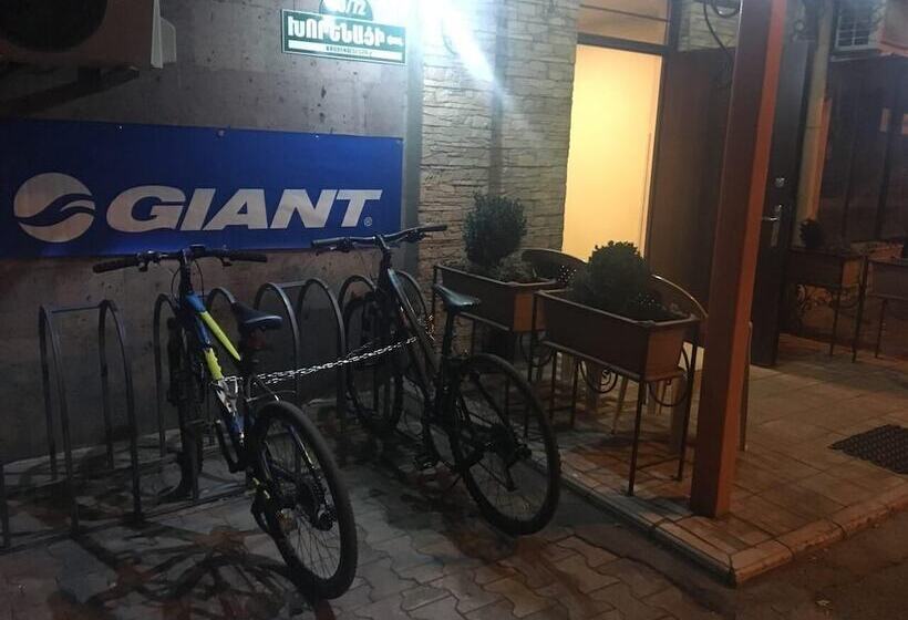 호텔 Vagary Hostel