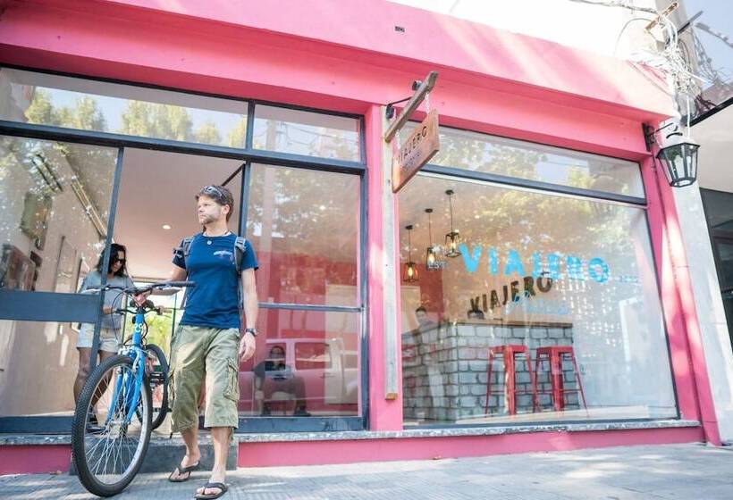 هتل Viajero Colonia Hostel