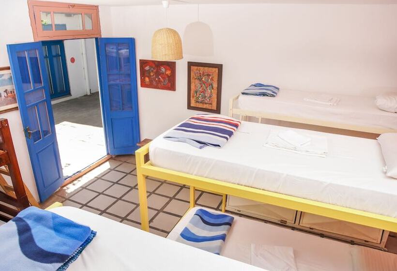 هتل Viajero Colonia Hostel