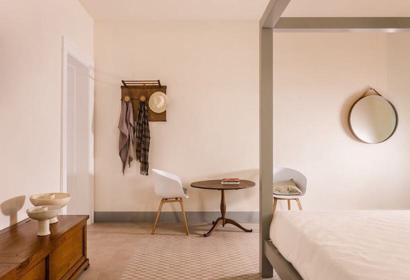 Отель Vinilia Wine Resort