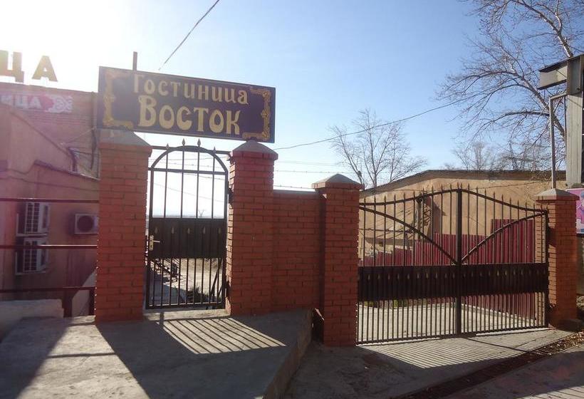 Отель Vostok