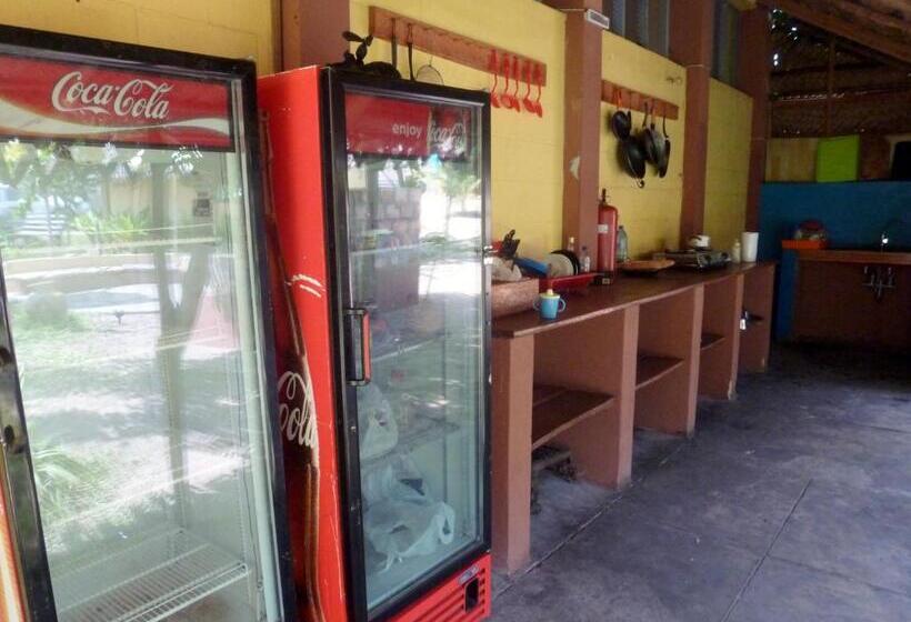 Pariango Beach Motel