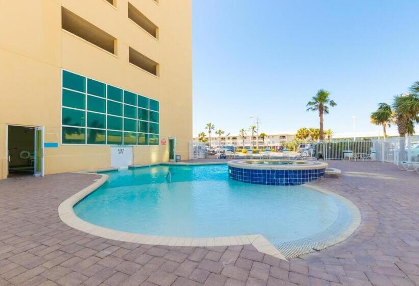 Crystal Shores West 202