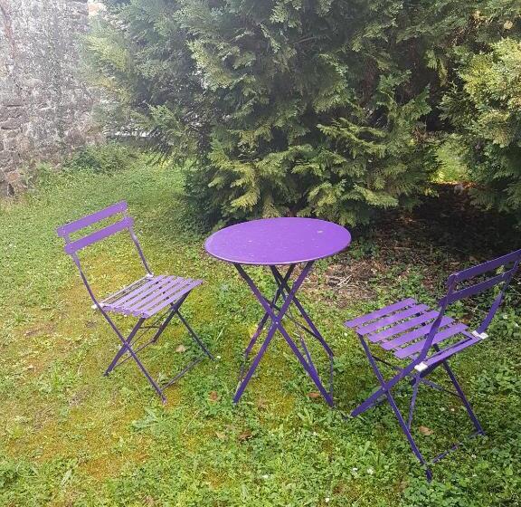 مبيت وإفطار Chambres D Hôtes Les Ifs