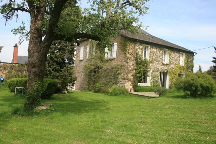 مبيت وإفطار Chambres D Hôtes Les Ifs