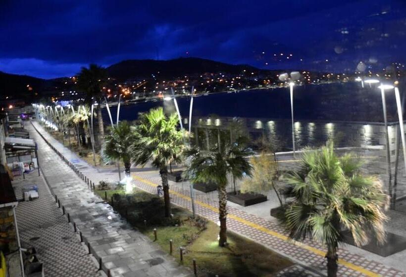 住宿加早餐  Focamor Otel