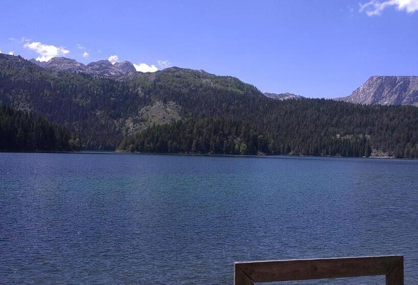 تختخواب و صبحانه Guest House Milena