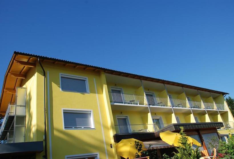 تختخواب و صبحانه Pension Agnes