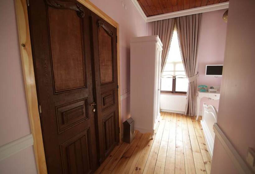 Bed and Breakfast Vanilya Butik Otel