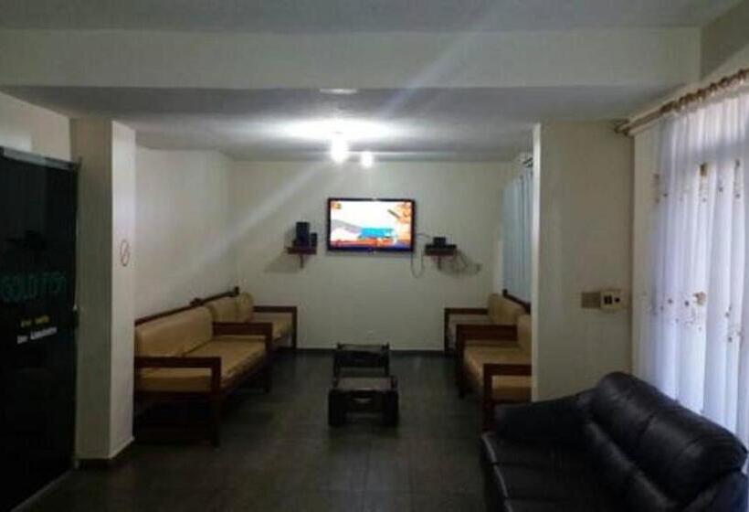 Candeias Hotel Gold Fish