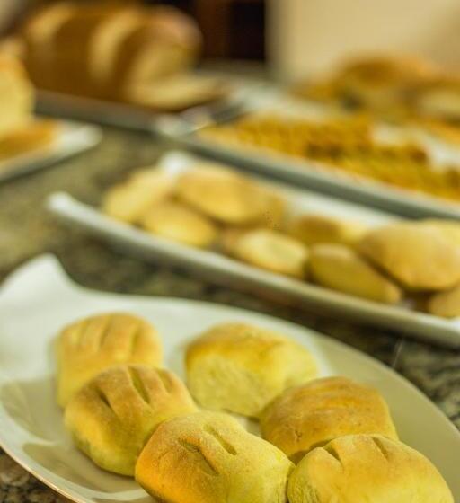 Candeias Hotel Gold Fish