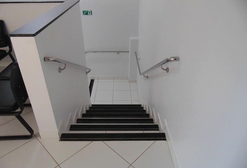 Euro Plaza Hotel   Próximo Ao Aeroporto De Goiânia, Santa Genoveva