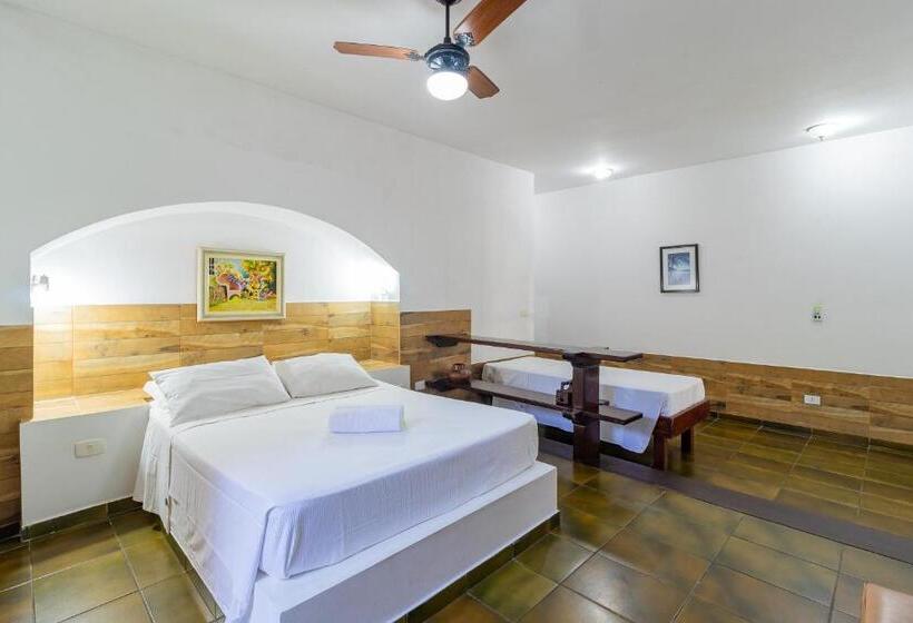 فندق فئة نجمة واحدة Pousada Casa Amarela