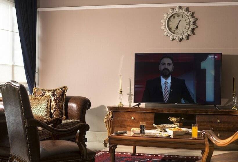 فندق Asmira Royal