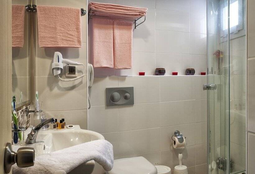 فندق Asmira Royal