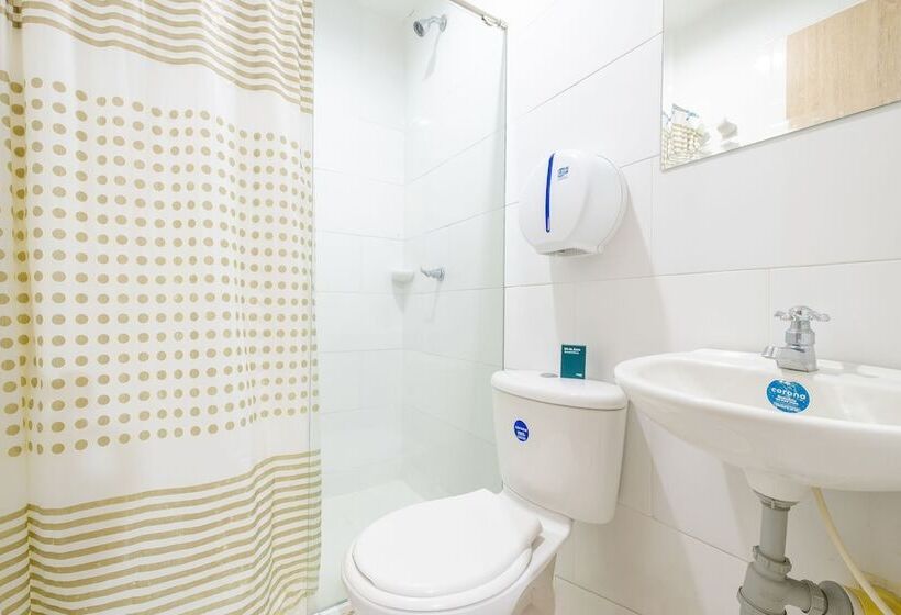 فندق Ayenda 1501 Metropolitana Plaza