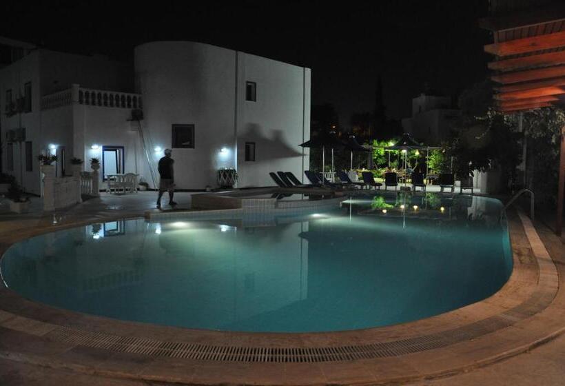 هتل Bodrum Blu