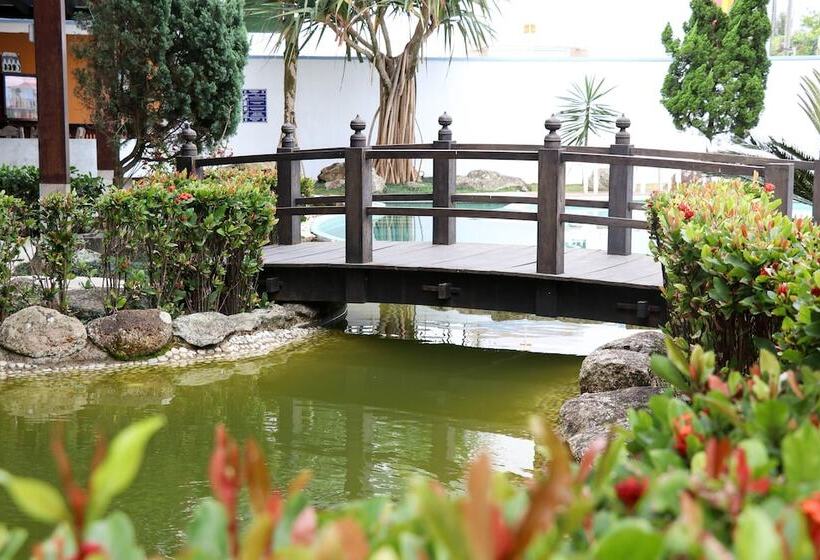 Charme Hotel Guarujá Frente Mar