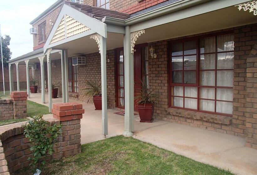 فندق City Colonial Motor Inn