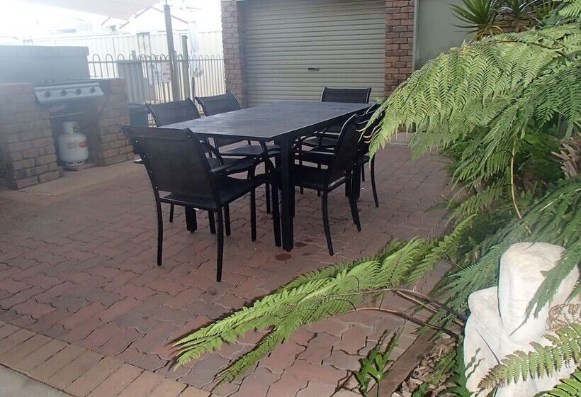 فندق City Colonial Motor Inn