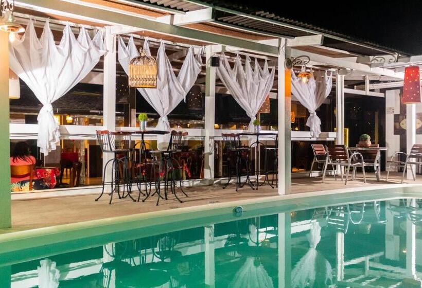 Отель Cravo E Canela