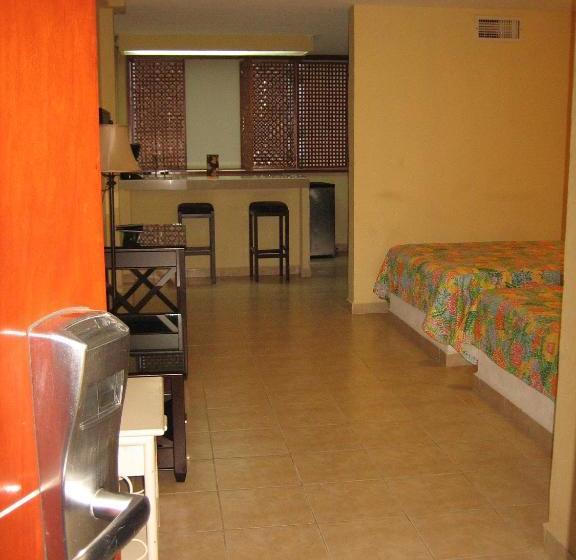 Delfines Acapulco By Ng Hoteles