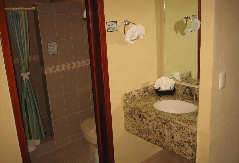 Delfines Acapulco By Ng Hoteles