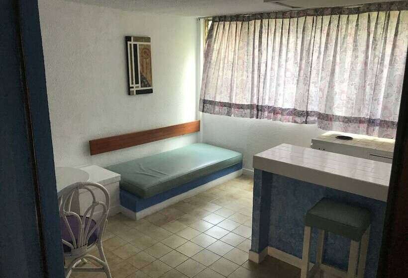 Delfines Acapulco By Ng Hoteles