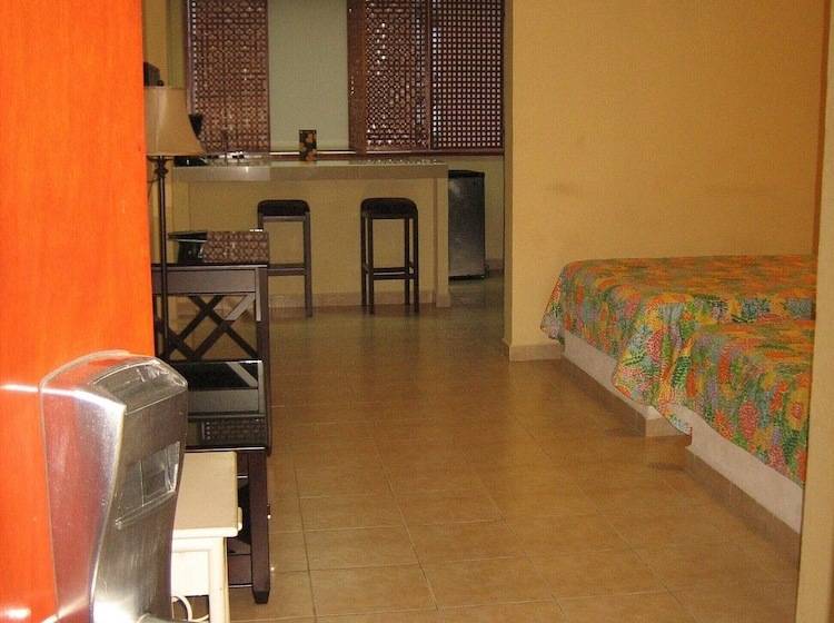 Delfines Acapulco By Ng Hoteles