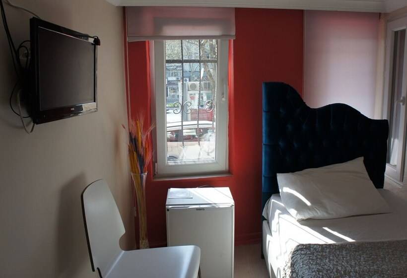 هتل Eagles Budget Homes