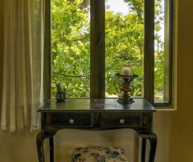 בית מלון כפרי Elaia