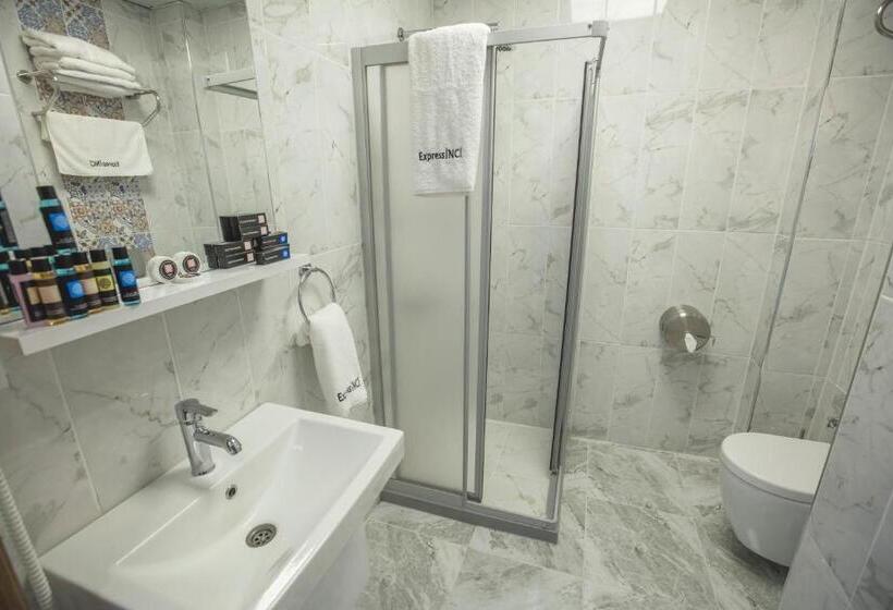 هتل Express İnci