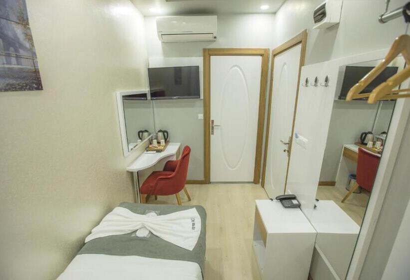 هتل Express İnci