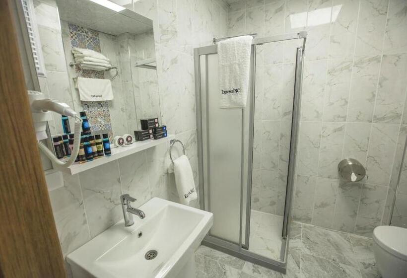 هتل Express İnci