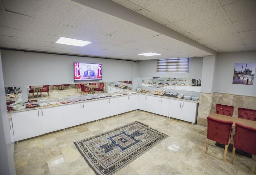 هتل Express İnci