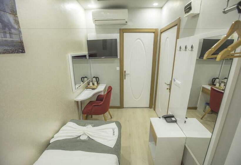 هتل Express İnci