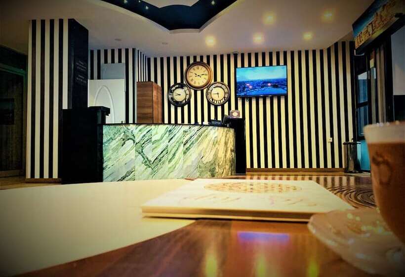 هتل Express İnci