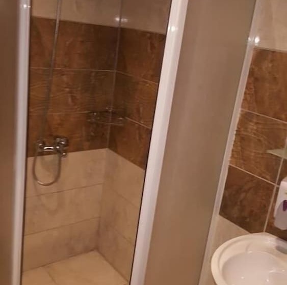 فندق Feryıl Avm