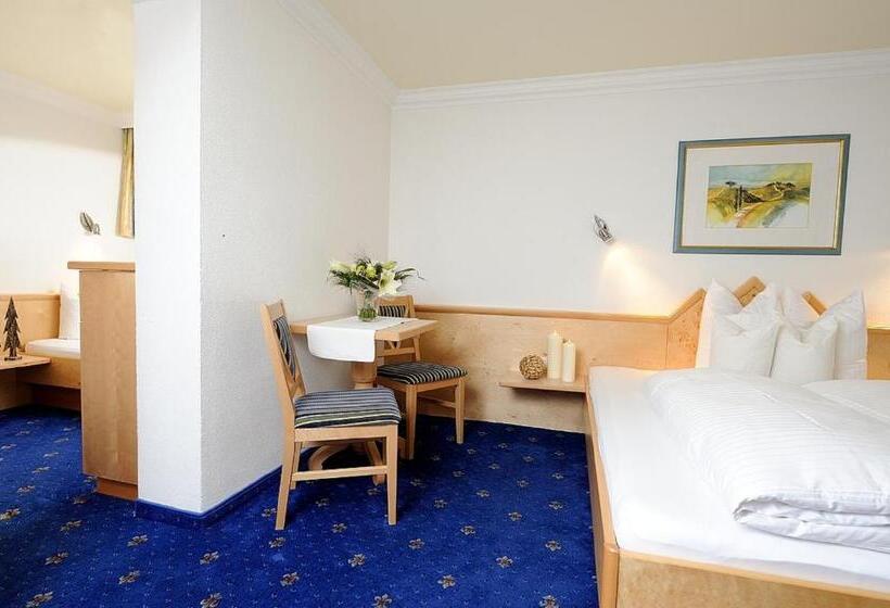 호텔 Garni Valülla