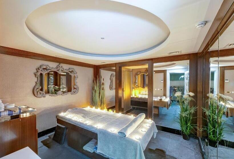 בית מלון כפרי Granada Luxury Belek   Family Kids Concept