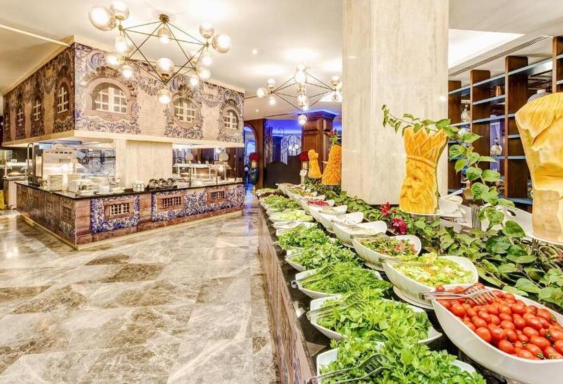 בית מלון כפרי Granada Luxury Belek   Family Kids Concept