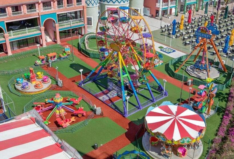 בית מלון כפרי Granada Luxury Belek   Family Kids Concept