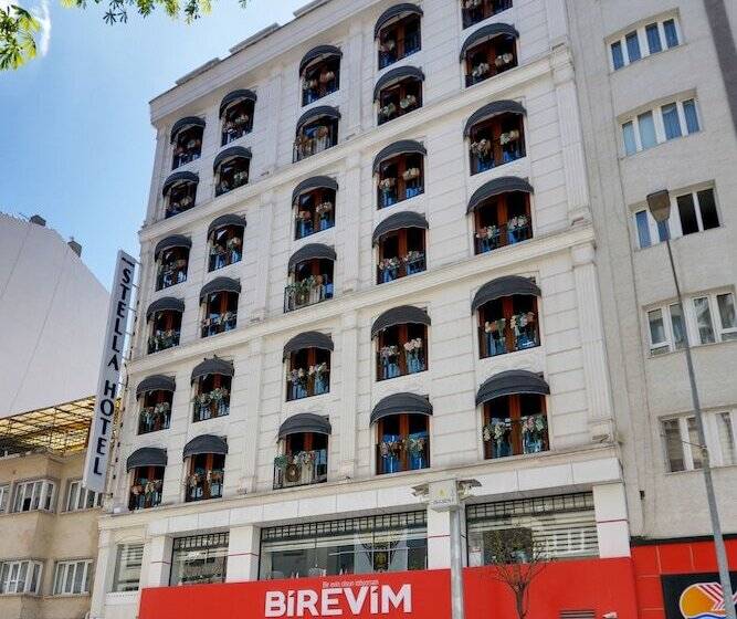 هتل Grande Stella