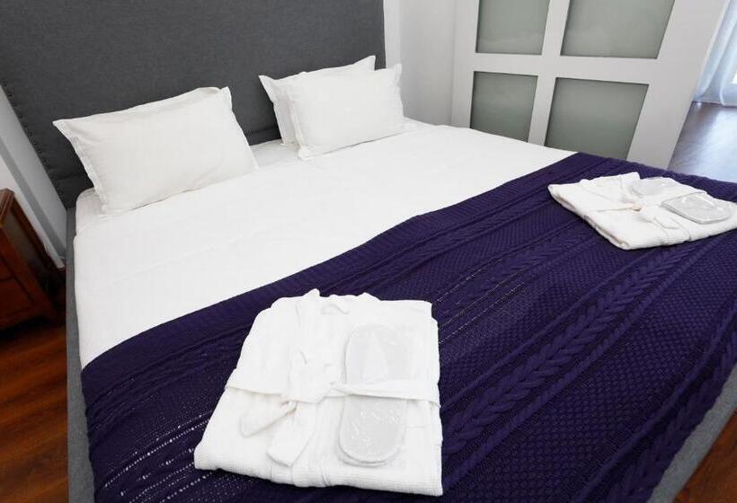 هتل Homey Kobuleti