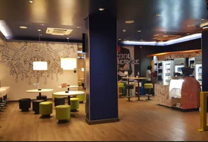 ホテル Ibis Budget Aracaju