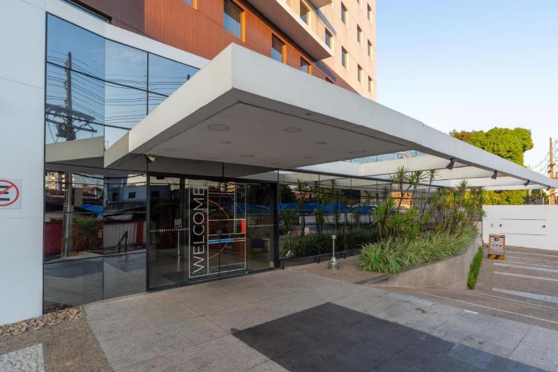 בית מלון כפרי Ibis Budget Manaus