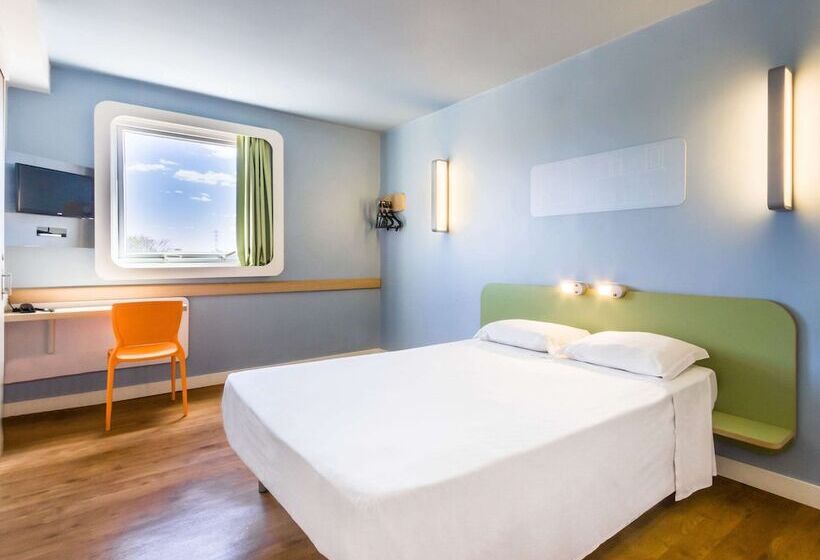 فندق Ibis Budget Sertaozinho