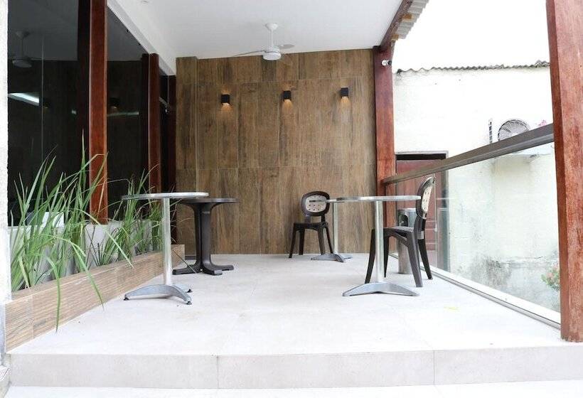 ホテル Mindú Park